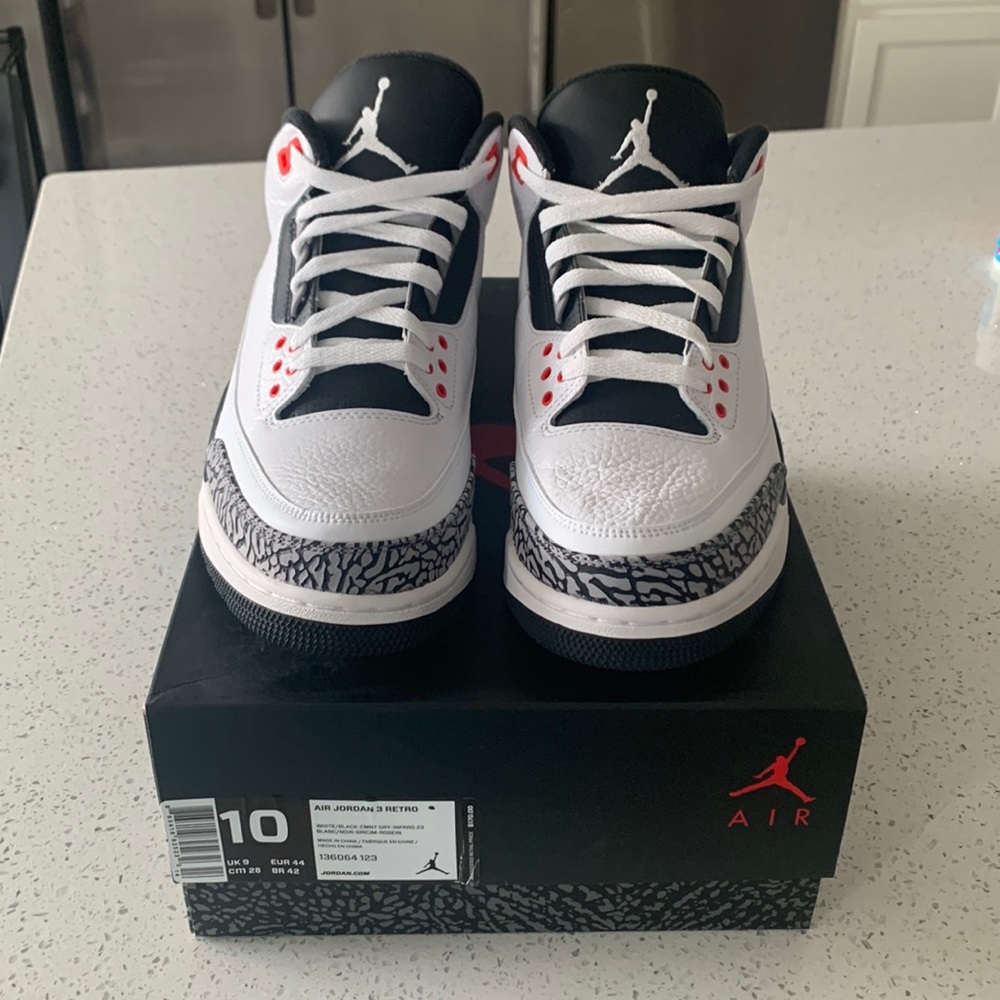 Air Jordan Retro 3